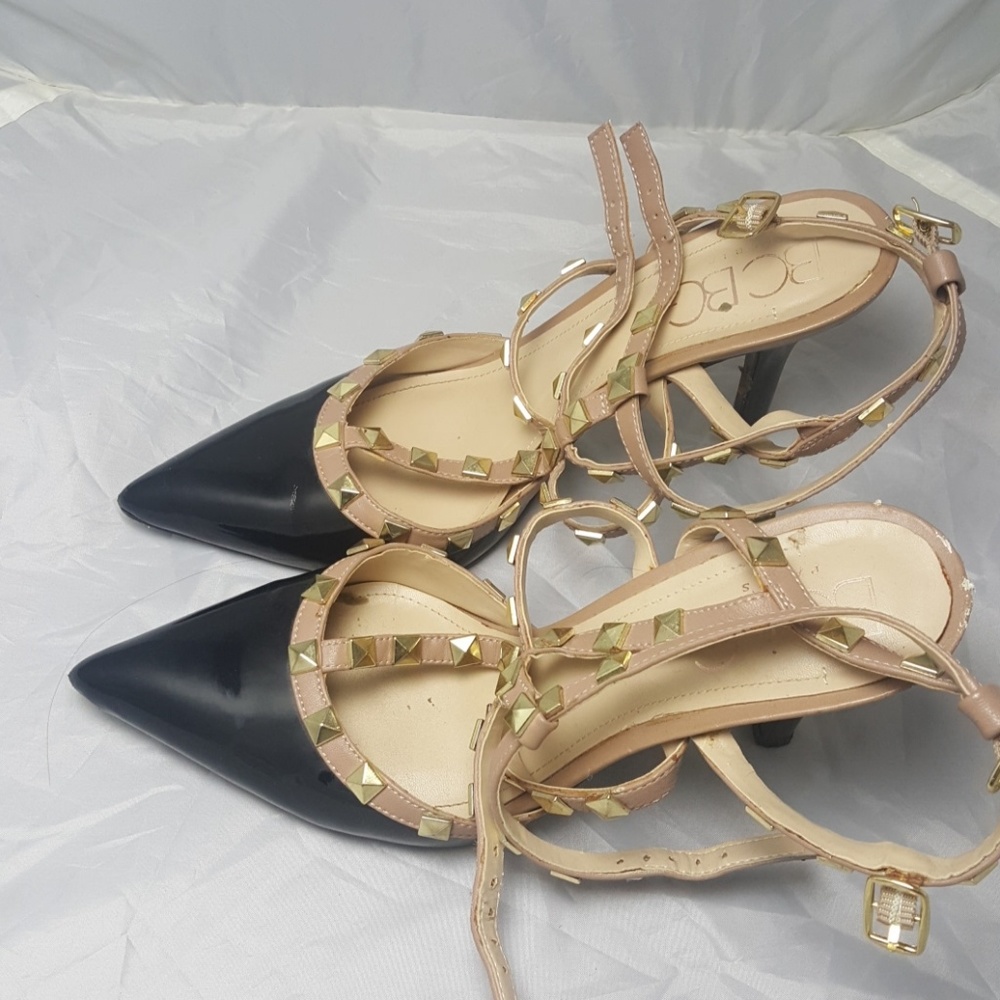 Shoes - Picture 3 of 3